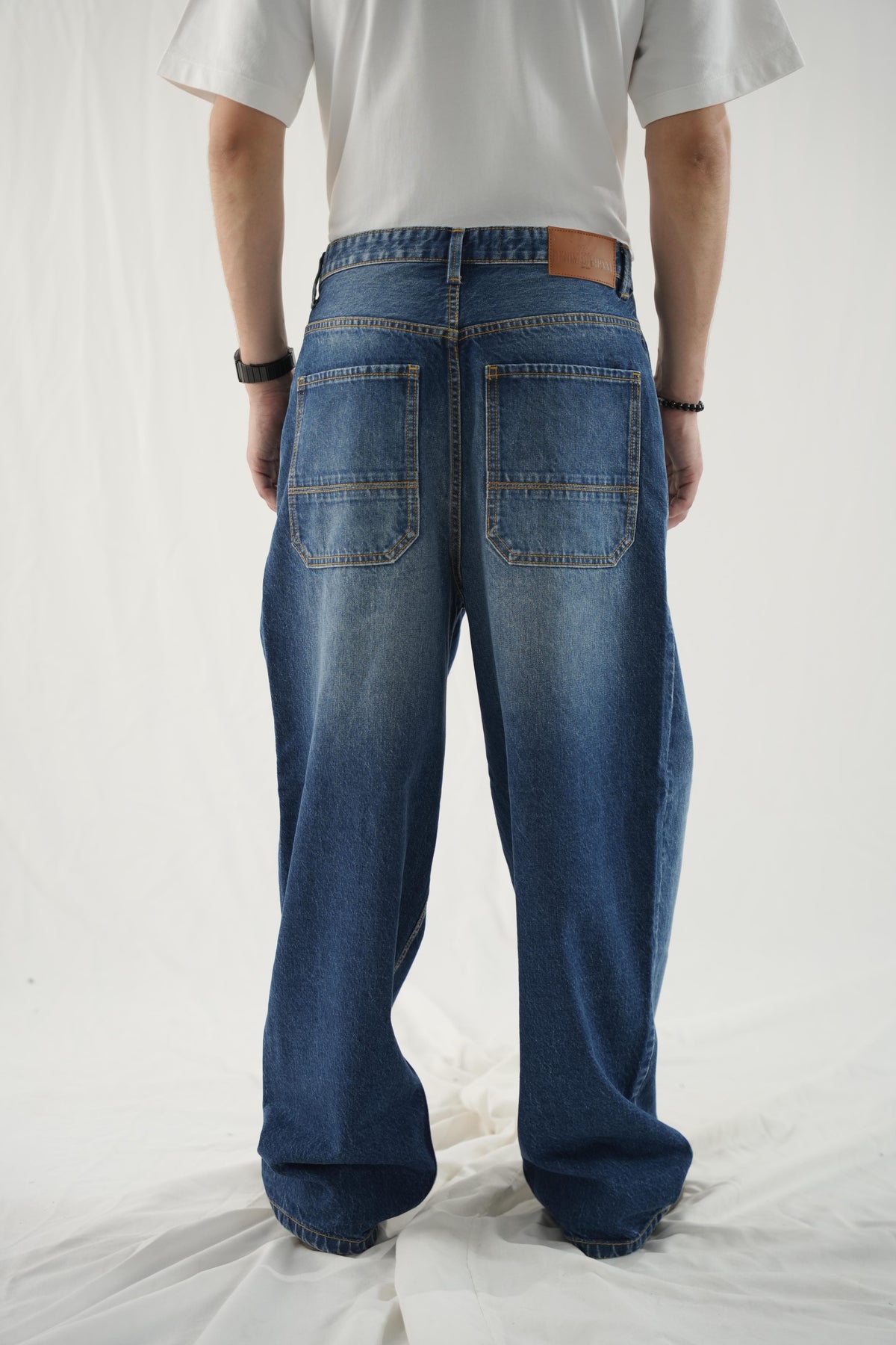 Loose Fit Baggy Jeans - Dark Blue