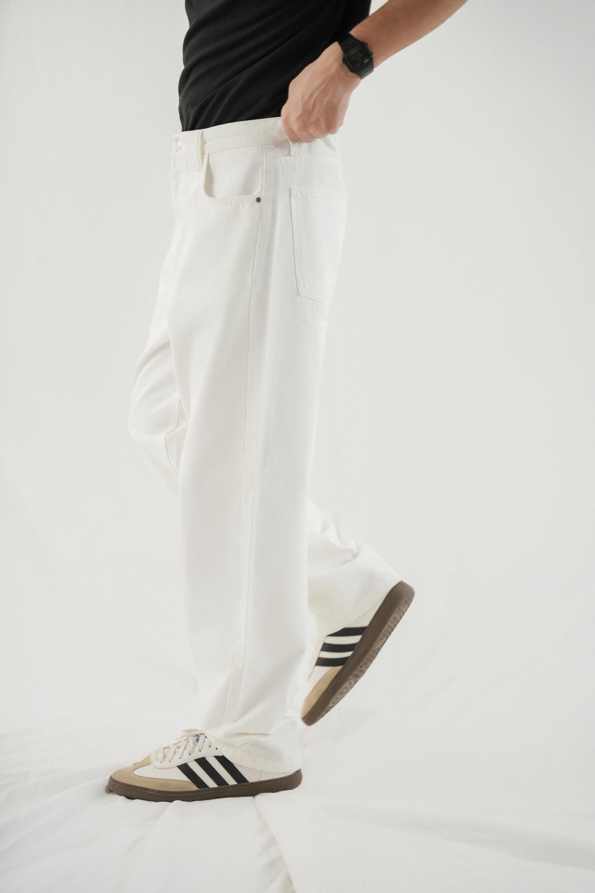Basic Baggy Jeans - White