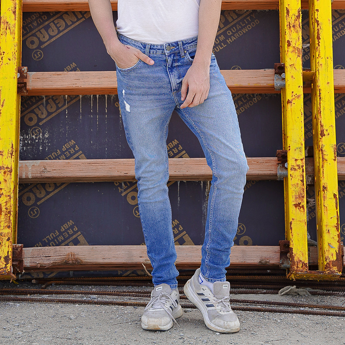 Mid Blue Jeans (Skinny Fit) – The Denim Company