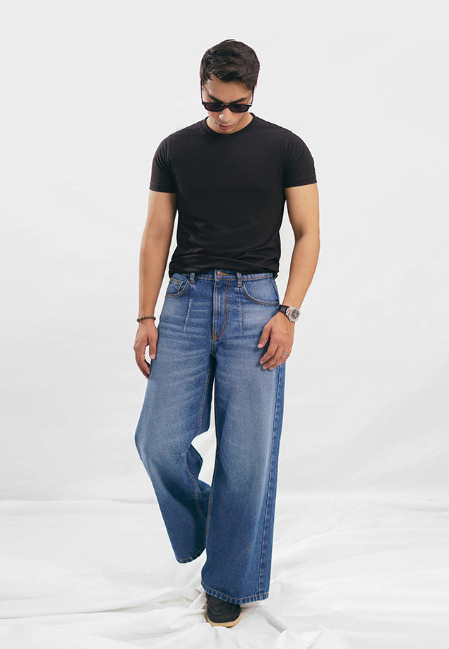 Wide Leg Pleated Jeans - Mid Blue