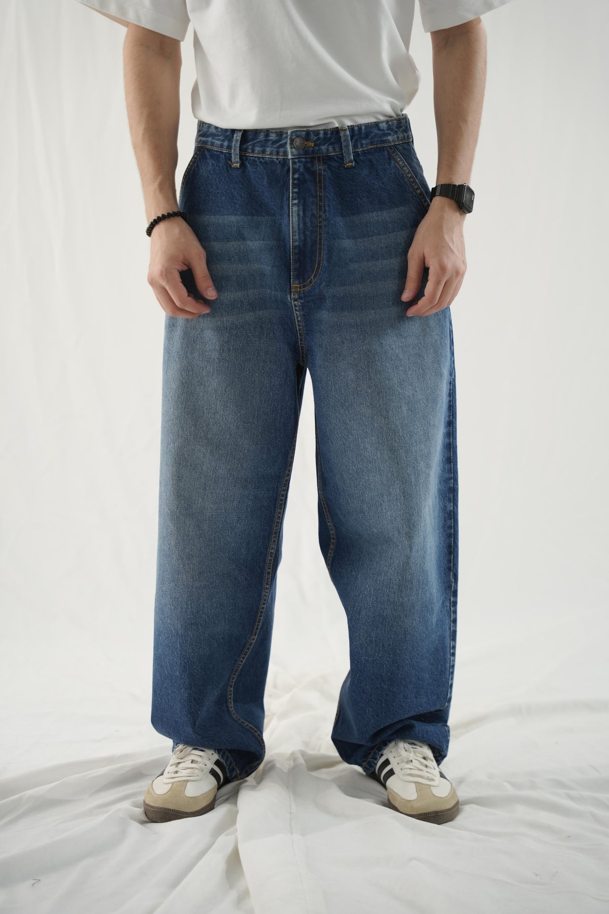 Loose Fit Baggy Jeans - Dark Blue