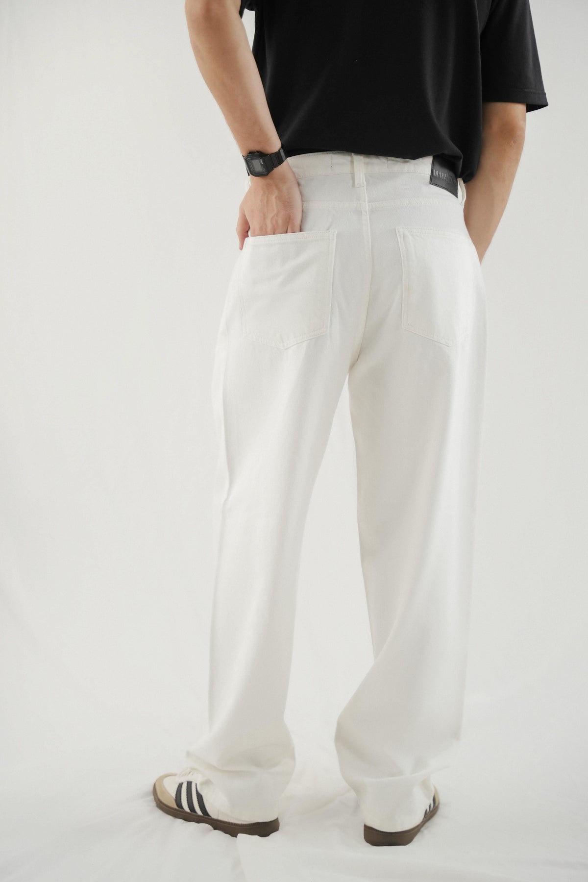 Basic Baggy Jeans - White