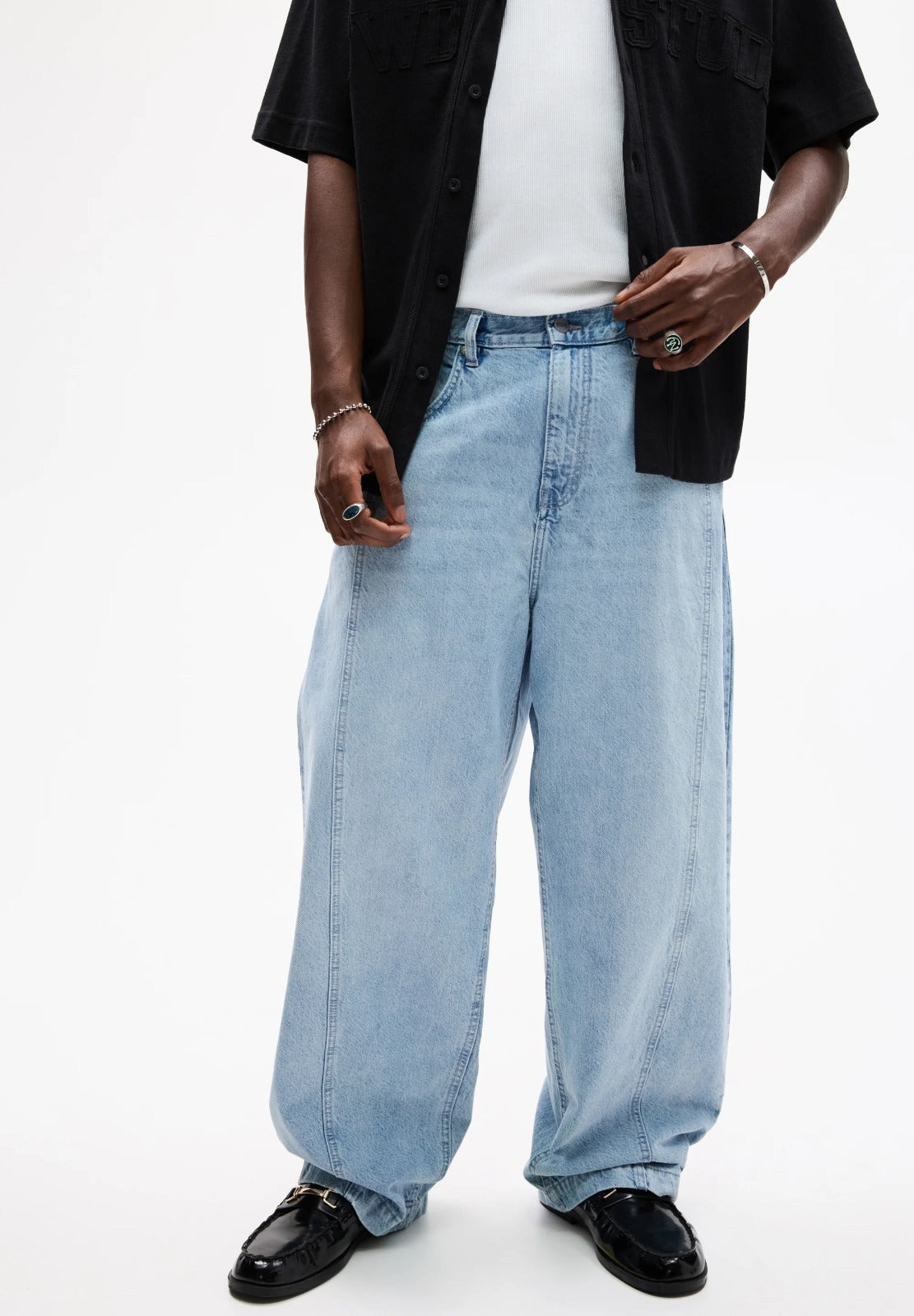 Barrel Fit Jeans - Light Blue